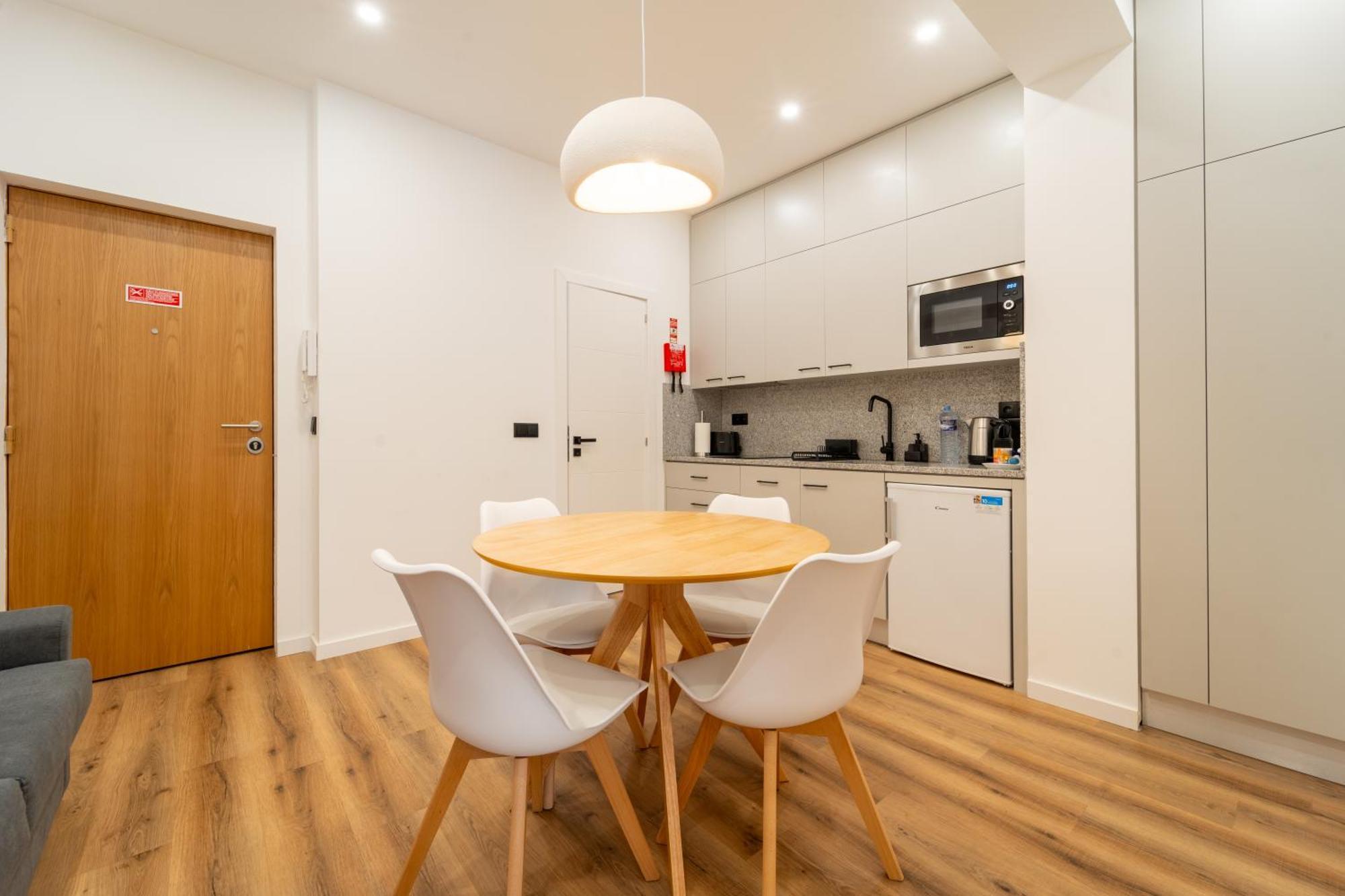 Casa Flores - 2 Bedroom, Lift, Ac, Car Parking - Extra Porto Exterior foto